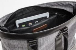 55020 ＩＮＮＦＩＴＨ　ＶＡＬＬＥＹ　ビジネストートバッグ