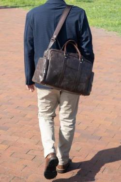 556039 INNFITH BARESSA 本革ボストンバッグ